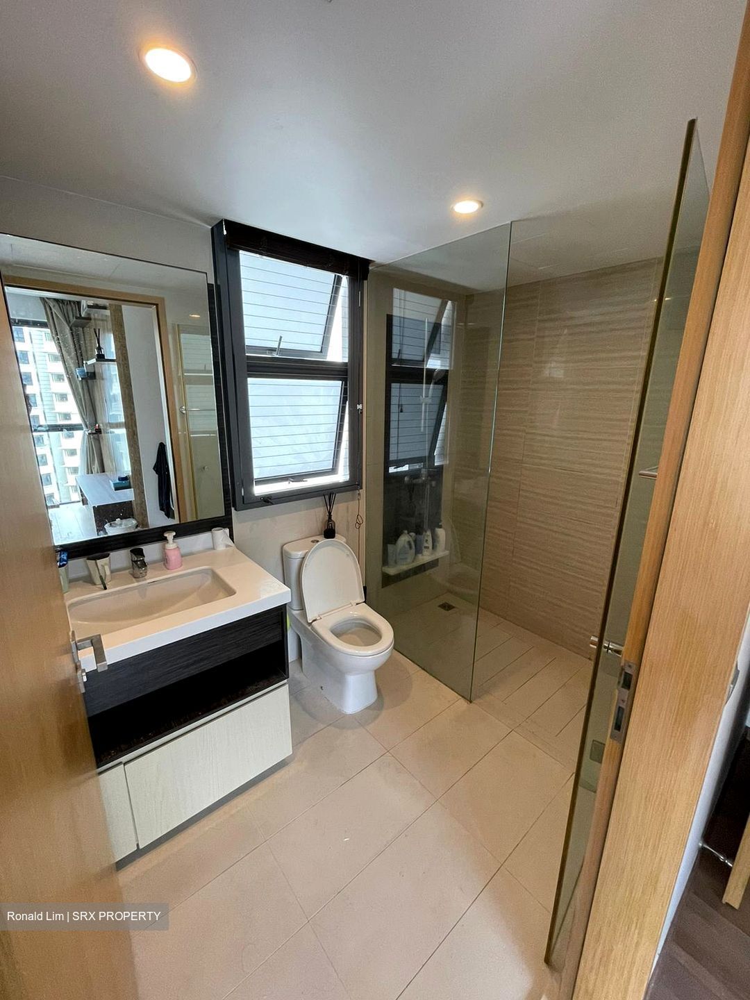 Blossom Residences (D23), Condominium #411479901